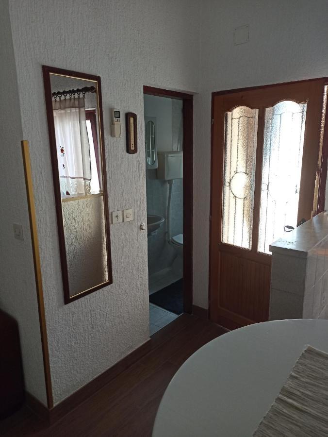 Adria Apartments พูลา ภายนอก รูปภาพ